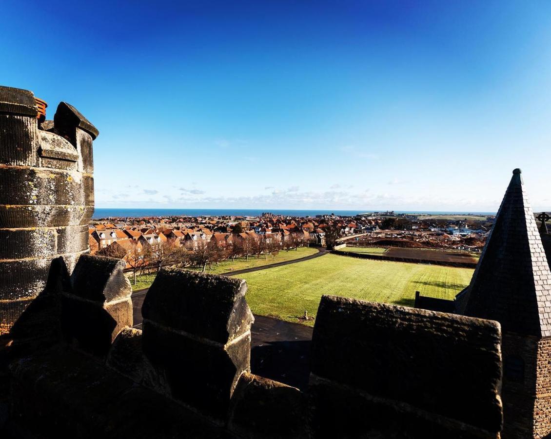 Sneaton Castle Hotel Whitby Exterior foto